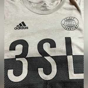 Adidas t shirt